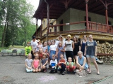 Dzieci ze Świetlicy Socjoterapeutycznej w Głuchołazach wraz z opiekunami 